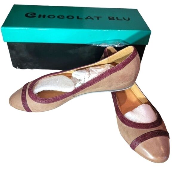 Chocolate Blue Flats Size 7 New